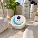 Nivea Soft Light Moisturising Cream