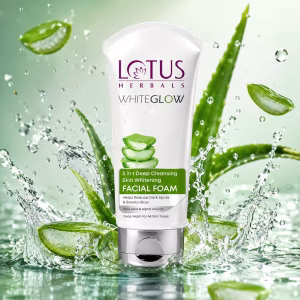 Lotus Herbal Whiteglow Facewash