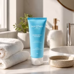 Dot & Key Deep Pore Foaming Face Wash