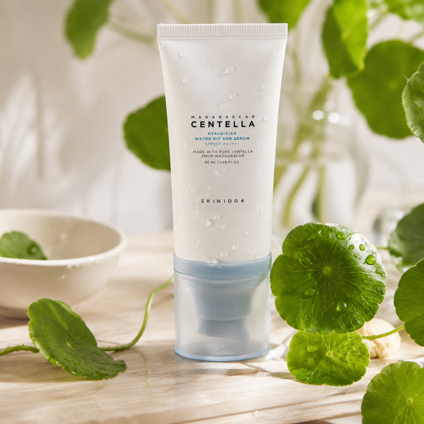 SKIN1004 Centella Hyalu-Cica Water-Fit Sun Serum